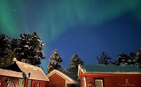 Camp Caroli Wooden Cabins